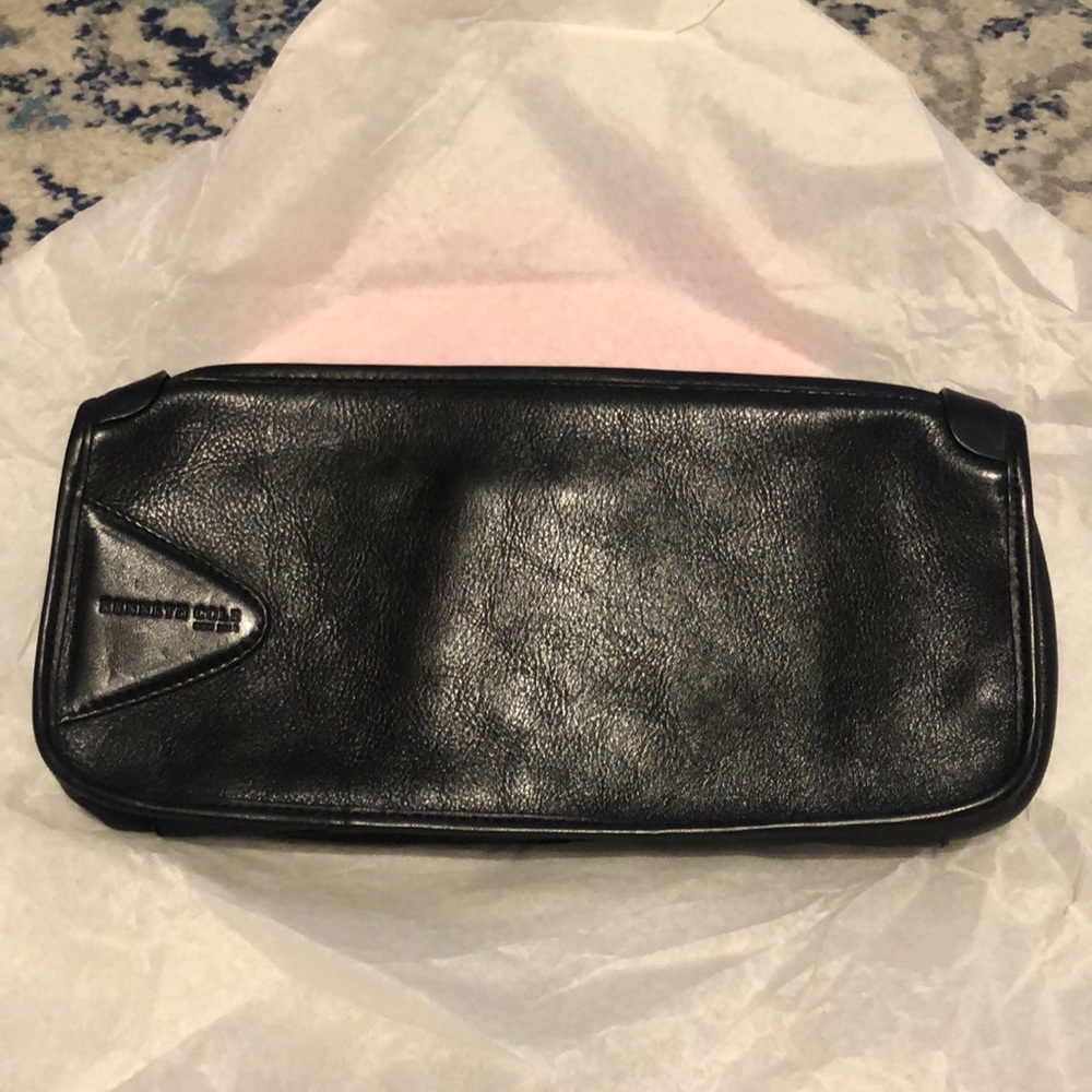 Kenneth Cole Clutch black leather